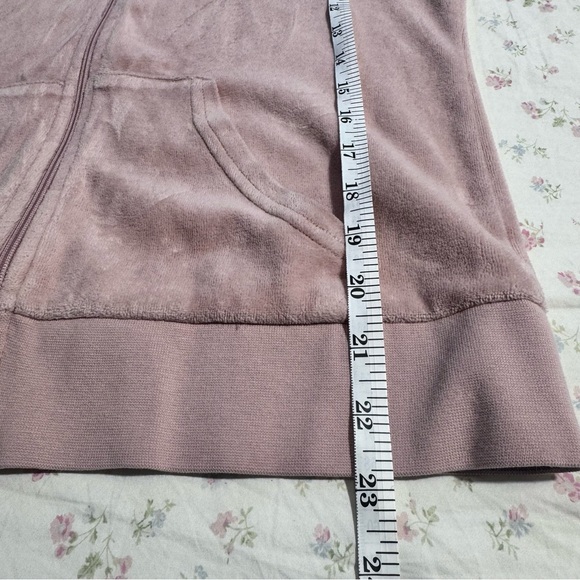Juicy Couture Pink Velour Zip Hoodie Size M Y2K Rhinestone Bling front pockets - Picture 8 of 10